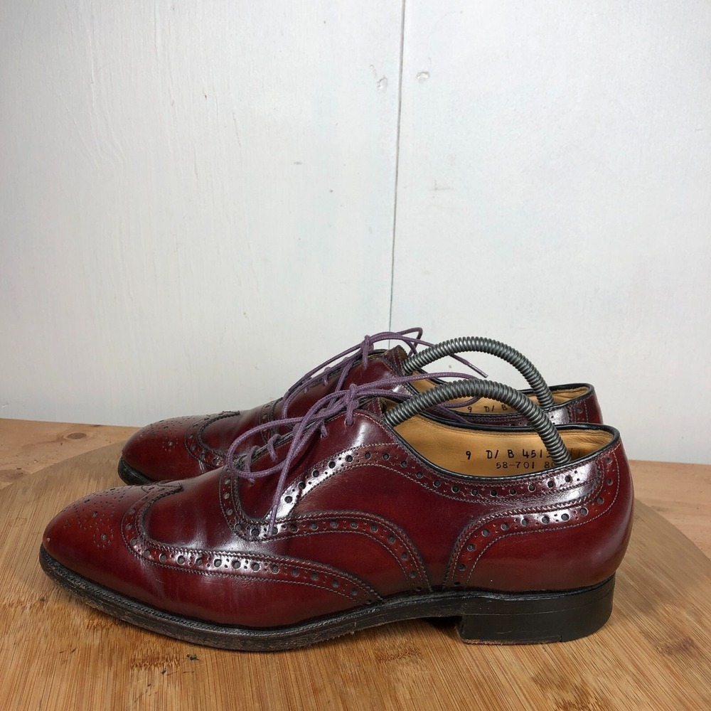 Johnston Murphy Mens size 9 Vintage Oxfords Dress Red Leather Wingtip Classic